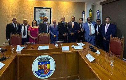 Posse dos 9 vereadores eleitos nas eleições de 6 de outubro de 2024